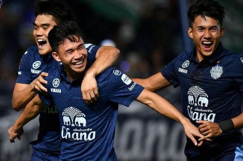 Tụt giá thê thảm, bản quyền Thai League chỉ bằng một nửa V.League