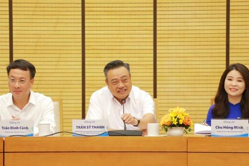 Chủ tịch Hà Nội chia sẻ về hoạt động thanh niên: Không trình diễn để chụp ảnh cho đẹp