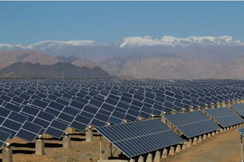 Dư thừa điện năng khơi dậy cuộc chiến giá khốc liệt trong ngành quang điện ở Trung Quốc