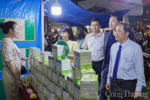 Khánh Hòa: 80 gian hàng trưng bày đặc sản các vùng miền