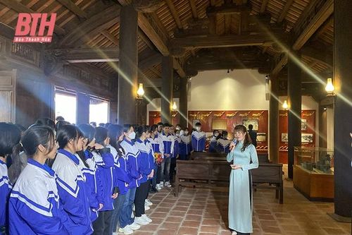 Để 'đội dự bị' là cánh tay nối dài bảo vệ nền tảng tư tưởng của Đảng (Bài 3): Để không chệch hướng