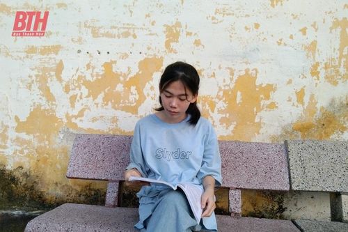 Cô học trò dân tộc Thái và hành trình chinh phục ước mơ