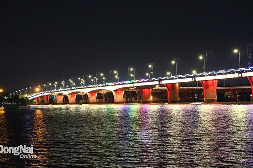 Tiết giảm 50% điện chiếu sáng: Nhiều nơi chưa làm nghiêm