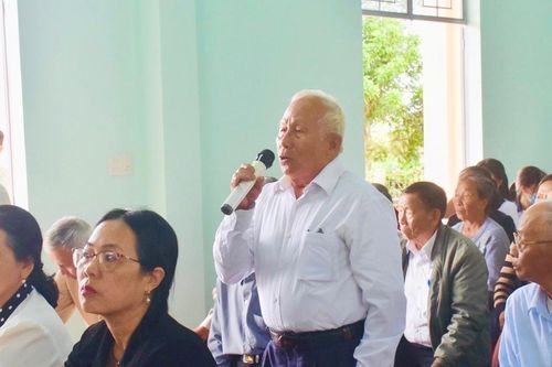 Đoàn đại biểu Quốc hội tỉnh tiếp xúc cử tri huyện Đak Đoa