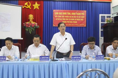 Dân chủ luôn đi đôi với kỷ cương