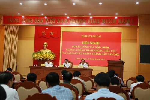 Sơ kết công tác nội chính, phòng, chống tham nhũng, tiêu cực và cải cách tư pháp