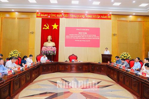 Giao ban công tác nội chính, cải cách tư pháp, phòng, chống tham nhũng, tiêu cực và công tác tôn giáo