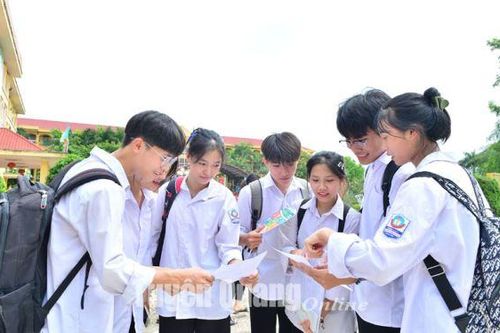 Cảm xúc mùa thi