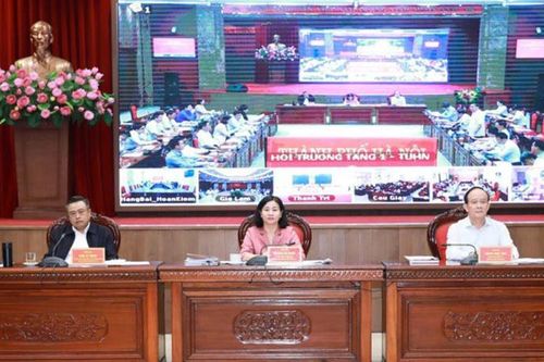 Khắc phục triệt để tình trạng đùn đẩy, né tránh, nhũng nhiễu tiêu cực, không tham mưu giải quyết công việc