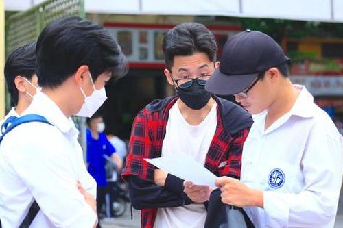 Bộ Giáo dục và Đào tạo thông tin về việc đề thi môn Toán đột ngột chuyển từ dễ sang khó
