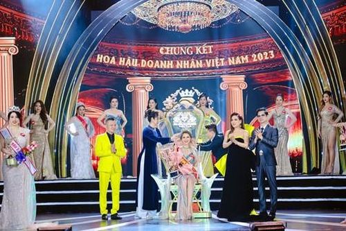 Topstar lên tiếng về việc trùng tên cuộc thi Hoa hậu Doanh nhân Việt Nam
