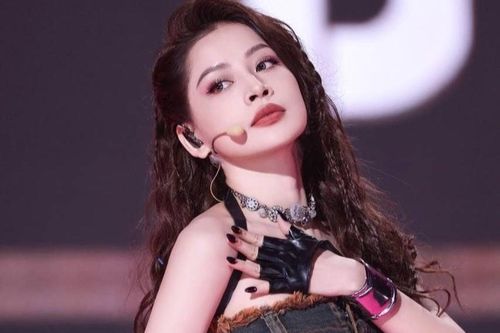 Chi Pu thăng hạng, vượt nhiều sao Trung Quốc sau tiết mục gợi cảm