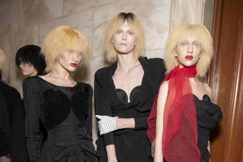 Show thời trang dài 3 phút của Marc Jacobs