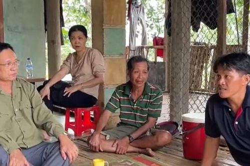 Quảng Ngãi: Nứt núi Cà Mon, hàng chục hộ dân sống thấp thỏm