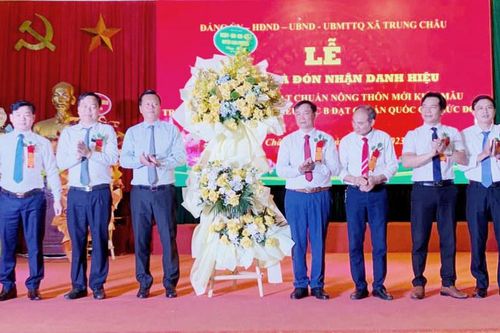 Đan Phượng: Xã Trung Châu, Thượng Mỗ đạt chuẩn nông thôn mới kiểu mẫu