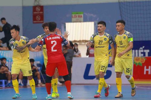 Ngoại binh tỏa sáng, Sahako trở lại đường đua vô địch giải Futsal VĐQG