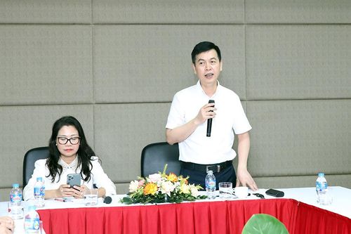 Cần đưa tài liệu lưu trữ ra đời sống