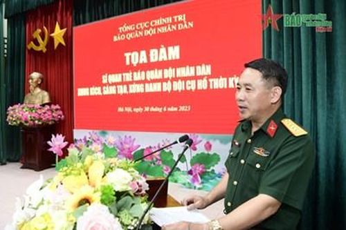 Sĩ quan trẻ là nguồn kế cận, chủ nhân tương lai của Báo Quân đội nhân dân