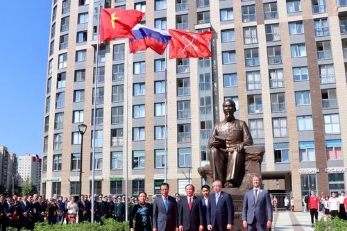 Khánh thành Tượng đài Chủ tịch Hồ Chí Minh tại Saint Petersburg