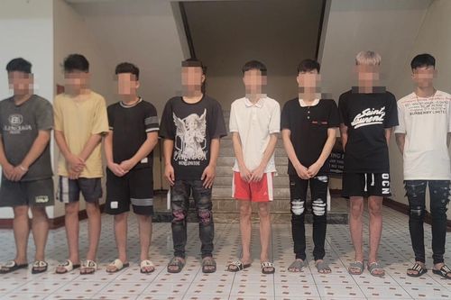 Ngăn chặn nhóm thanh niên mang hung khí đi giải quyết mâu thuẫn
