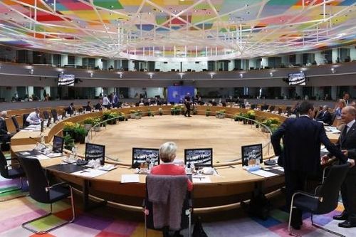 EU yêu cầu đầu tư mạnh hơn cho công nghiệp quốc phòng, cân nhắc những cam kết an ninh tiếp theo đối với Ukraine