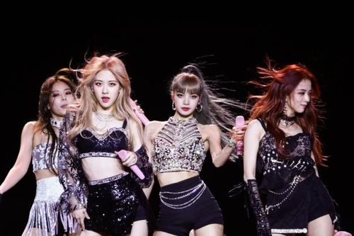 Giá vé ca nhạc ngày càng đắt đỏ, người hâm mộ K-pop thất vọng