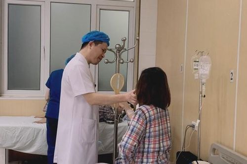Chuyên gia cảnh báo những hậu quả nặng nề khi tiêm filler để nâng ngực
