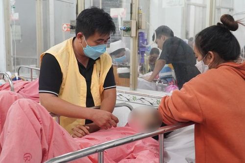 Bệnh viện Chợ Rẫy điều trị miễn phí cho thí sinh bị tai nạn trên đường thi tốt nghiệp về nhà