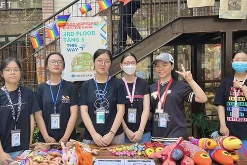 Bạn trẻ Gen Z gây quỹ cho trẻ em đảo xa