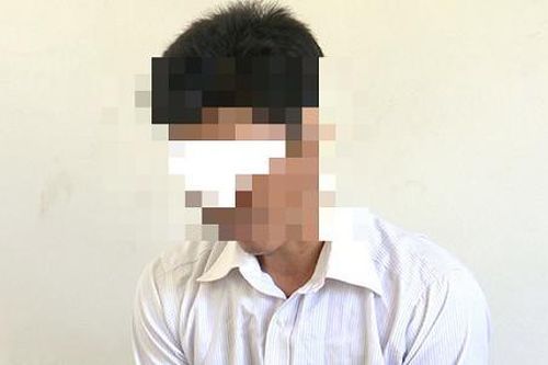 Cha dượng nhiều lần dâm ô với con gái riêng của vợ
