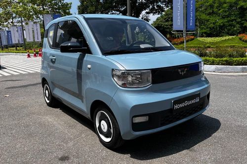 Gần 300 triệu, nên mua xe điện Trung Quốc Wuling HongGuang hay KIA Morning?