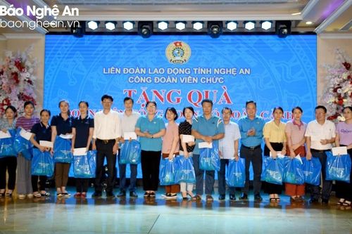 Tăng cường phối hợp với chuyên môn, đưa phong trào thi đua của Công đoàn Viên chức Nghệ An tiếp tục phát triển