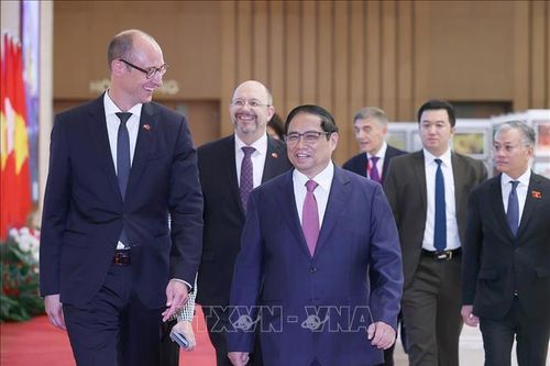Thủ tướng Phạm Minh Chính hội kiến Chủ tịch Hạ viện Thụy Sĩ