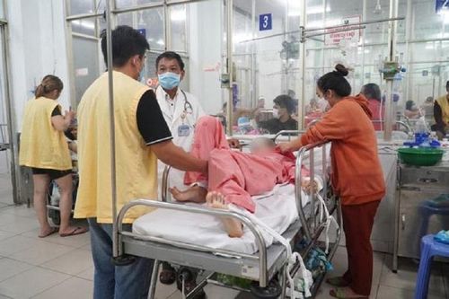 Bản tin 30/6: Điều trị miễn phí cho thí sinh bị tai nạn giao thông nghiêm trọng
