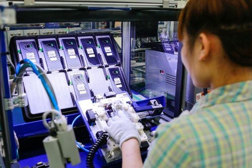 Doanh nghiệp chế biến chế tạo gặp khó vì cắt điện liên tục