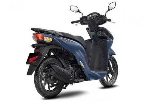 4 mẫu xe máy nhỏ gọn cho cô nàng chân ngắn