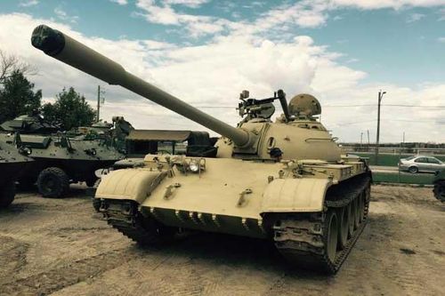 Nga độ xe tăng T-54 thành 'bom cảm tử' mang thuốc nổ