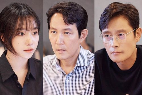 Tình cũ Song Hye Kyo và em trai Son Ye Jin chiếm spotlight tại buổi đọc kịch bản Squid Game 2