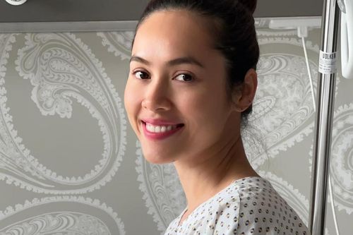Á hậu Hoàng My thông báo tình hình sức khỏe sau phẫu thuật