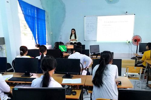 Tăng cường đào tạo nghề, giải quyết việc làm ở TX. Tịnh Biên