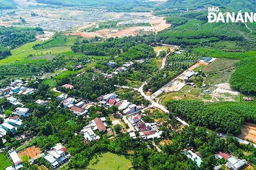 Nhân dân đồng lòng hiến đất, mở đường tại xã Hòa Ninh