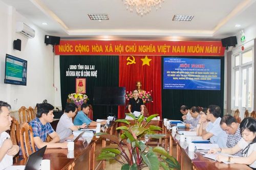 Nghiệm thu đề tài mô hình chăn nuôi sử dụng nguồn thức ăn có dược liệu