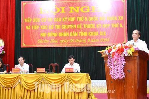 Đồng chí Bí thư Tỉnh ủy Chẩu Văn Lâm tiếp xúc cử tri huyện Chiêm Hóa