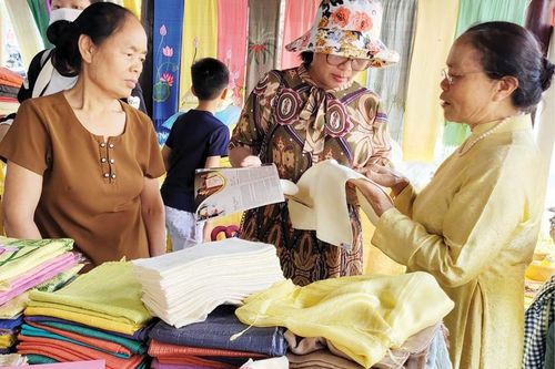 Phát huy thế mạnh du lịch - dịch vụ