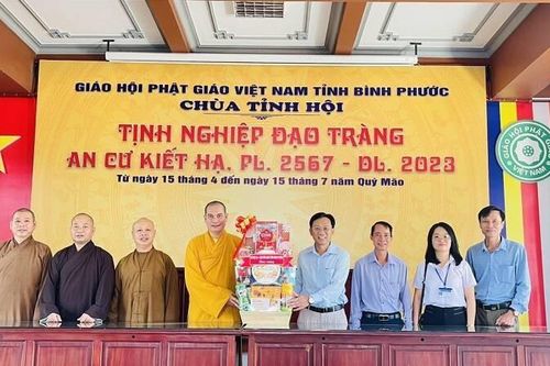 Bình Phước: Ban Tôn giáo tỉnh thăm trường hạ chùa Tỉnh Hội và Quang Minh