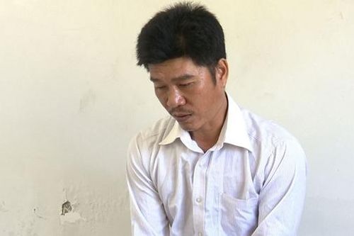 Bắt giam đối tượng dâm ô con riêng của vợ