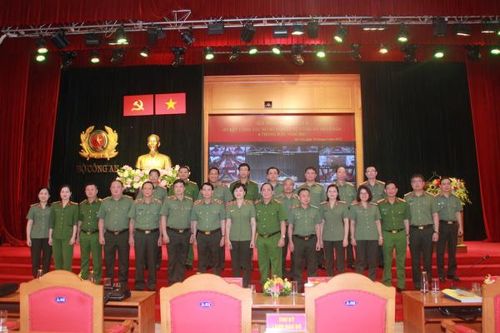 Hồ sơ nghiệp vụ là lực lượng đi đầu về chuyển đổi số trong CAND