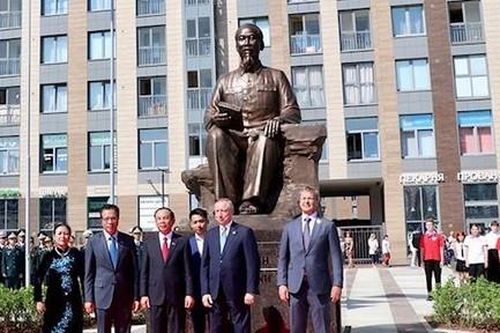 Khánh thành Tượng đài Chủ tịch Hồ Chí Minh tại Saint Petersburg, Nga