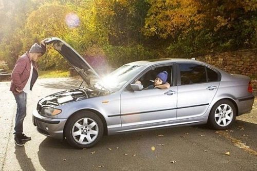 Ô tô dừng lại đột ngột khi đang di chuyển là bị sao?