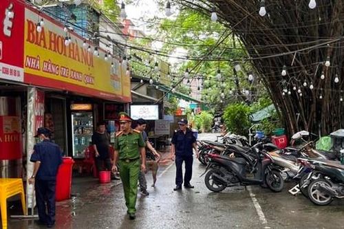 Công an phường Giảng Võ xử lý vi phạm sau khi Báo Hànôịmới phản ánh